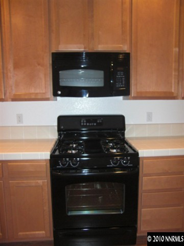 5975 Almandine Drive Reno, NV 89523 - Photo 4 of 9 Photo 4