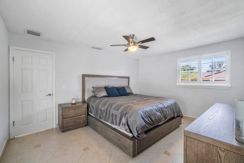 501 Northwest 15th Avenue Boca Raton, FL 33486 - Photo 31 of 44 30