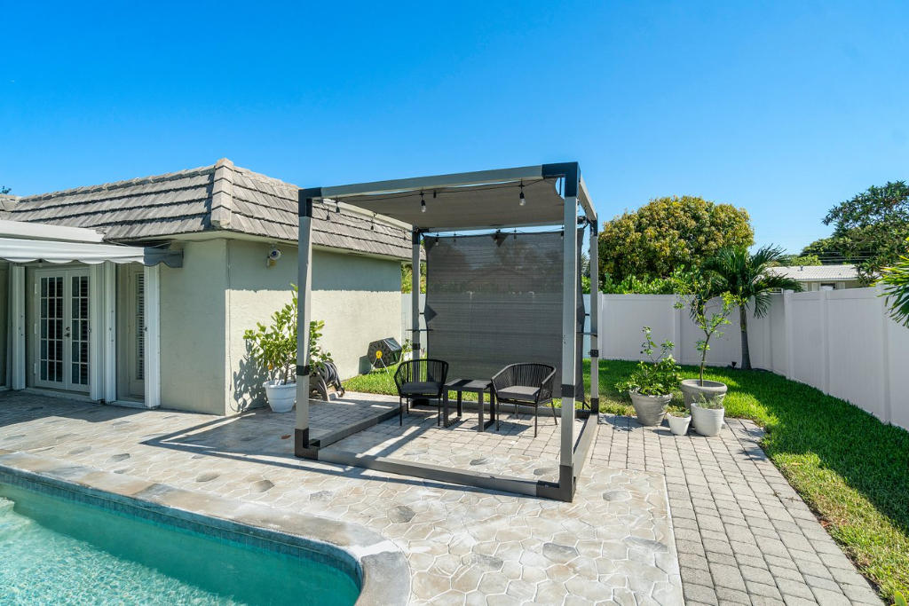 501 Northwest 15th Avenue Boca Raton, FL 33486 - Photo 43 of 44 42