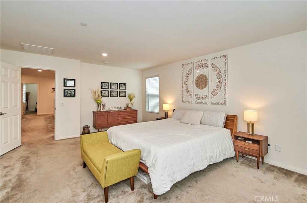 2375 Vineyard Street Upland, CA 91786 - Photo 30 of 58