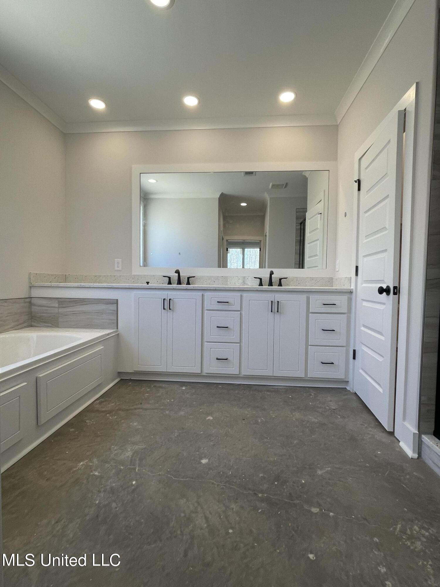 133 Ashby Rdg Drive Canton, MS 39046 - Photo 6 of 24 IMG_8294