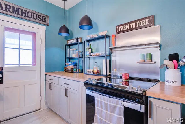 $435,000 | 3641 Schutzen Street, New Melle, MO 63365