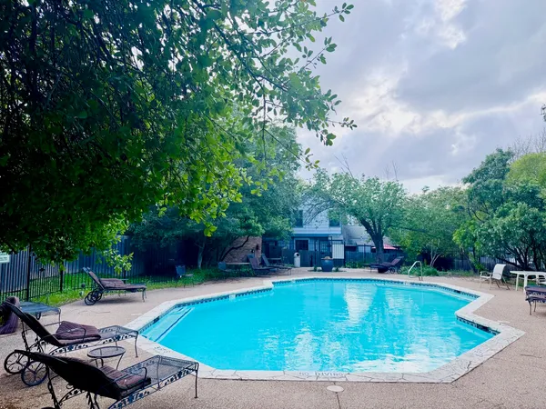 $1,600 | 1411 Gracy Farms Lane, Unit #96, Austin, TX 78758