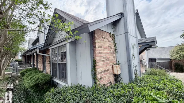 $1,600 | 1411 Gracy Farms Lane, Unit #96, Austin, TX 78758
