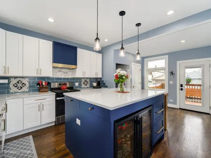 $725,000 | 4637 West Patterson Avenue, Chicago, IL 60641