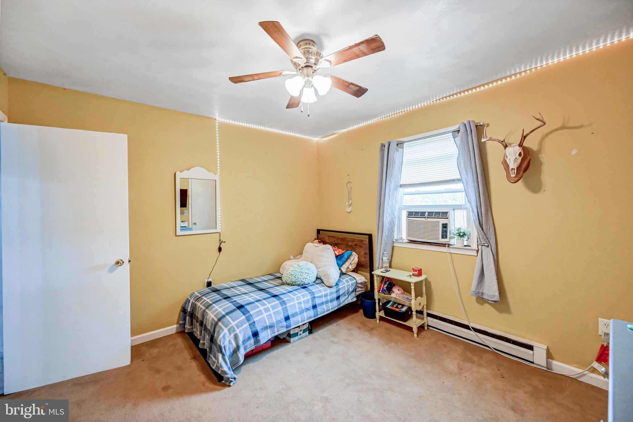 526 Hammond Avenue Hanover, PA 17331 - Photo 13 of 36