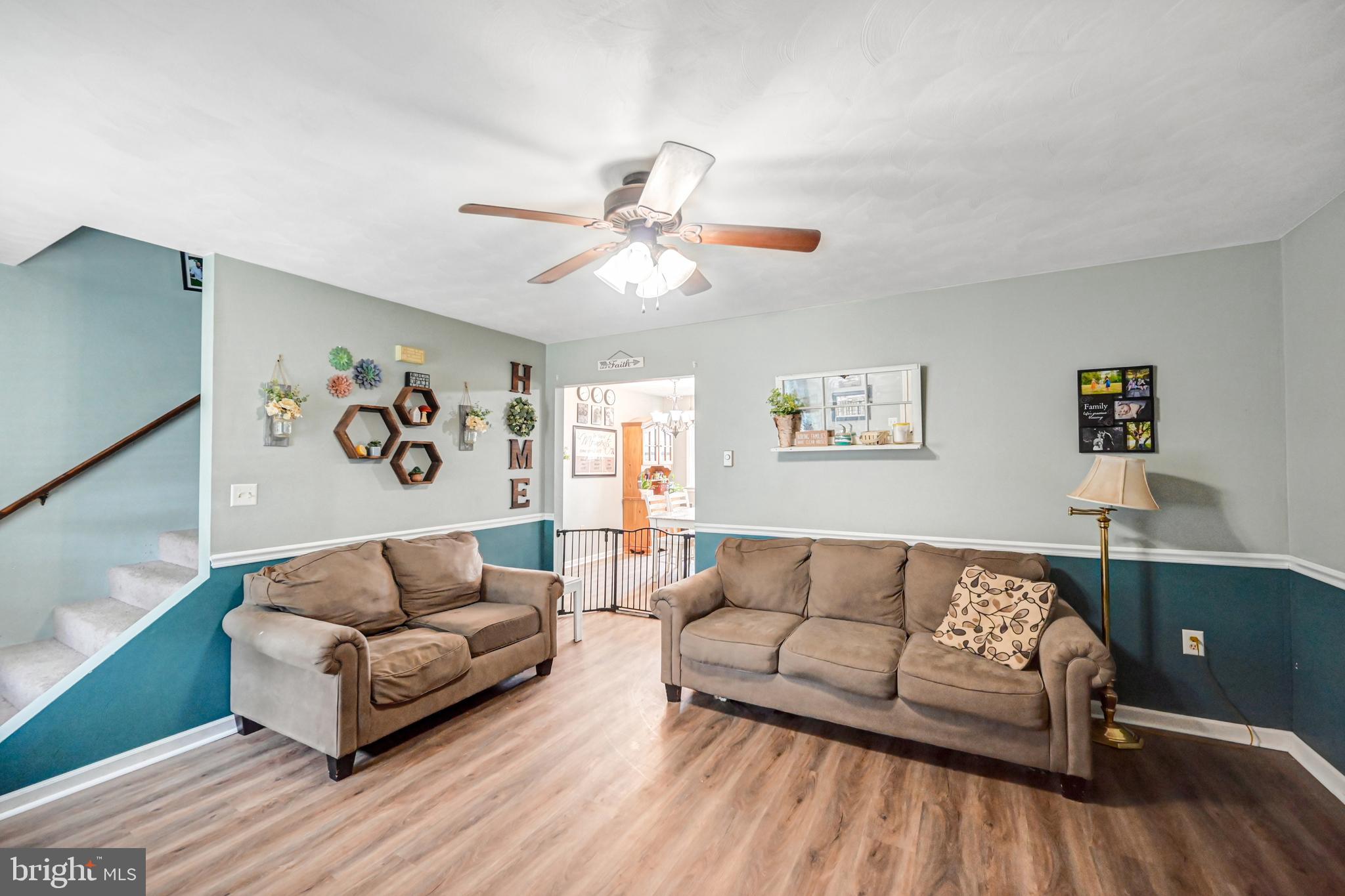 526 Hammond Avenue Hanover, PA 17331 - Photo 2 of 36 Living room with laminate flooring
