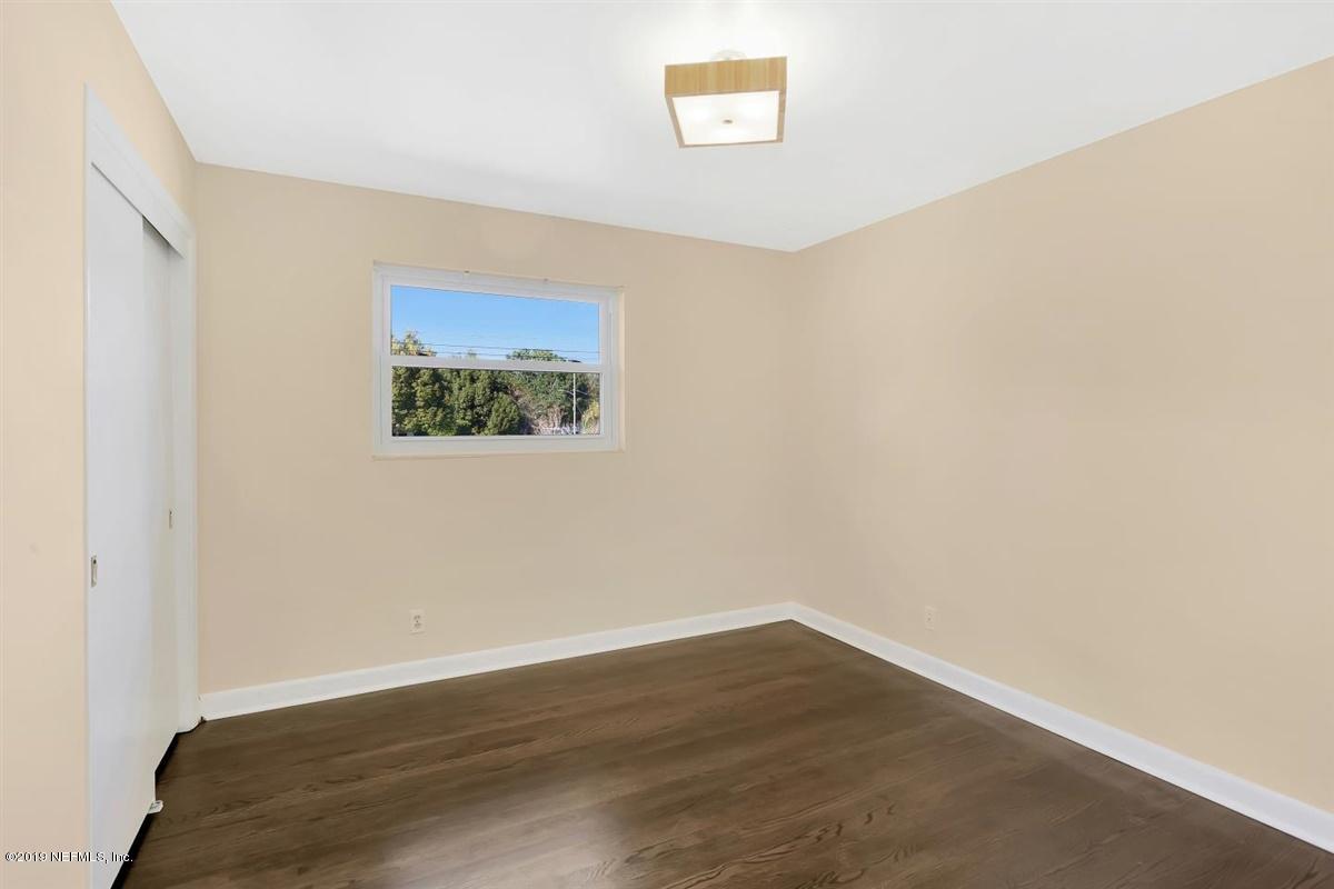 731 Acapulco Road Jacksonville, FL 32216 - Photo 13 of 18 Bedroom 2