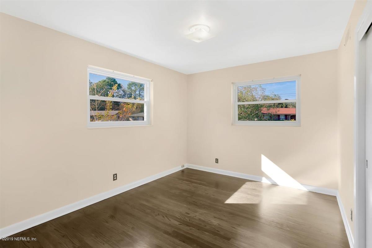 731 Acapulco Road Jacksonville, FL 32216 - Photo 14 of 18 Bedroom 3