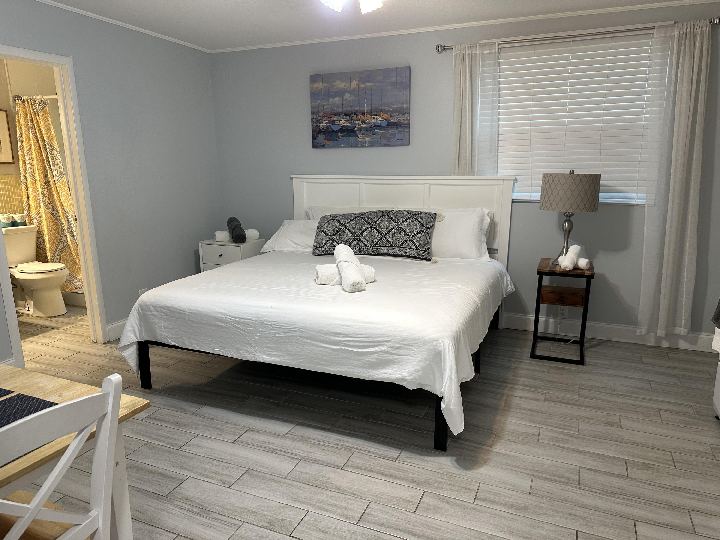 1258 Beach Road, Unit 9 STUDIO Singer Island, FL 33404 - Photo 4 of 8 IMG_2745