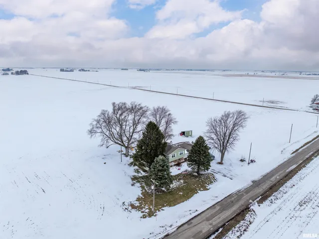 $185,000 | 14891 East 900th Street, Osco, IL 61274