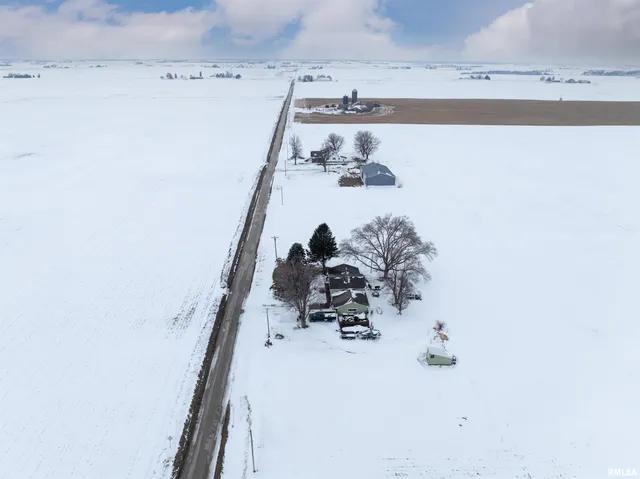 $185,000 | 14891 East 900th Street, Osco, IL 61274