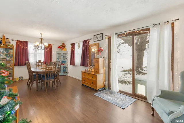 $185,000 | 14891 East 900th Street, Osco, IL 61274