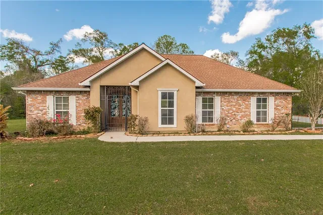 $295,000 | 20021 Gleber Drive, Loranger, LA 70446
