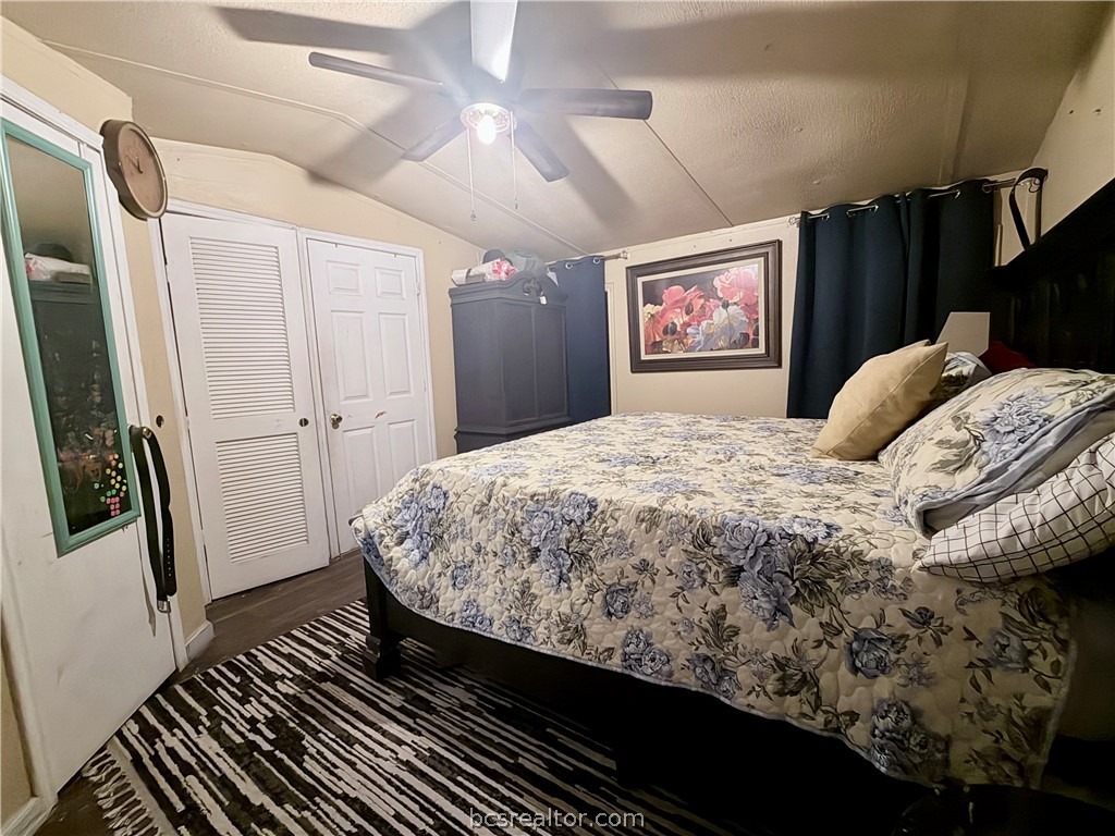 952 Timber Ridge Caldwell, TX 77836 - Photo 8 of 35
