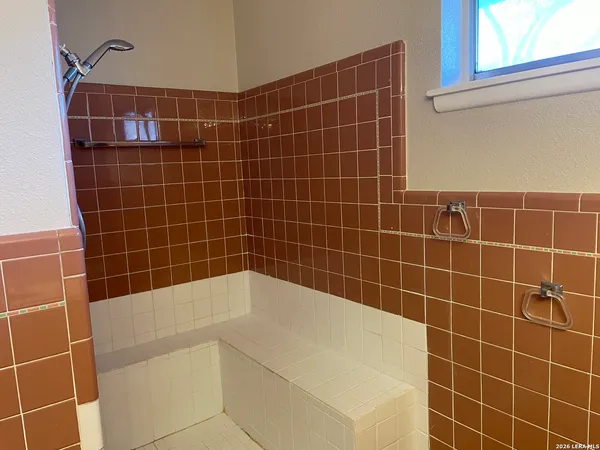 $2,000 | 126 Clubhill, San Antonio, TX 78228