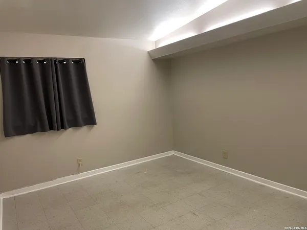 $2,000 | 126 Clubhill, San Antonio, TX 78228