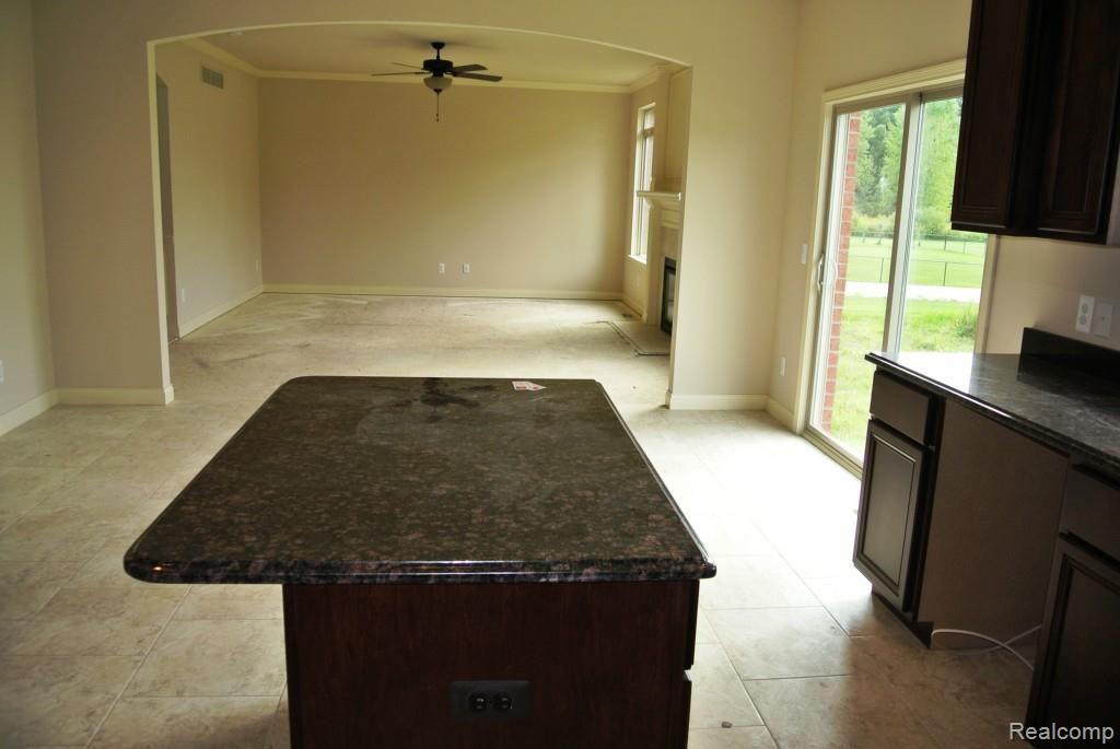 79155 Capac Road Armada, MI 48005 - Photo 11 of 28 Kitchen