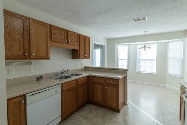 $1,900 | 1514 Clifdon Court, Murfreesboro, TN 37128