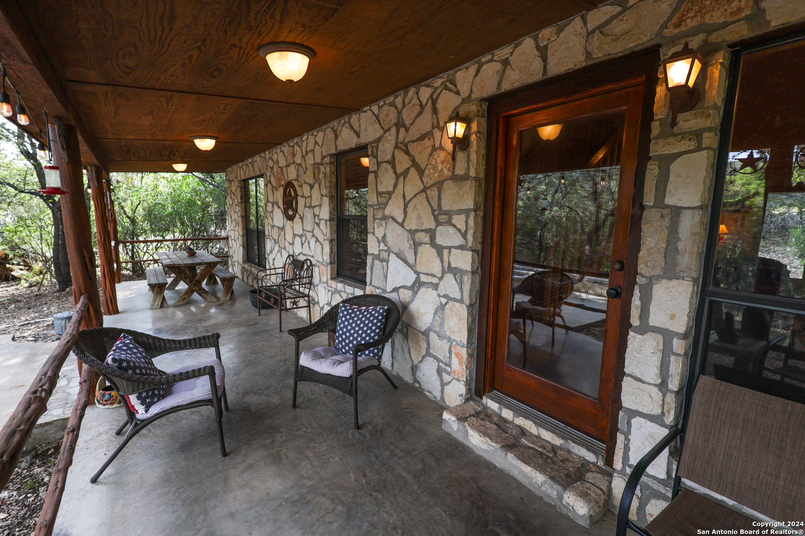 1177 River Road Concan, TX 78838 - Photo 25 of 34 a outdoor space with chairs