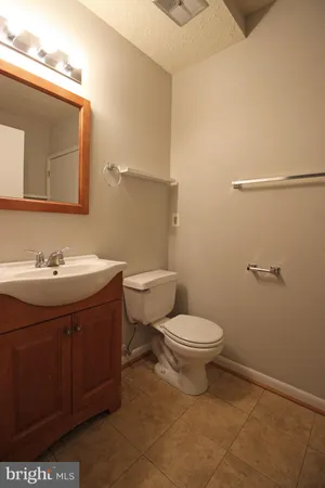 $2,850 | 13401 Elevation Lane, Herndon, VA 20171