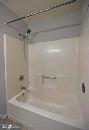 $2,850 | 13401 Elevation Lane, Herndon, VA 20171