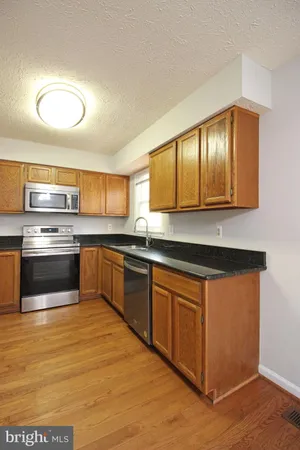 $2,850 | 13401 Elevation Lane, Herndon, VA 20171