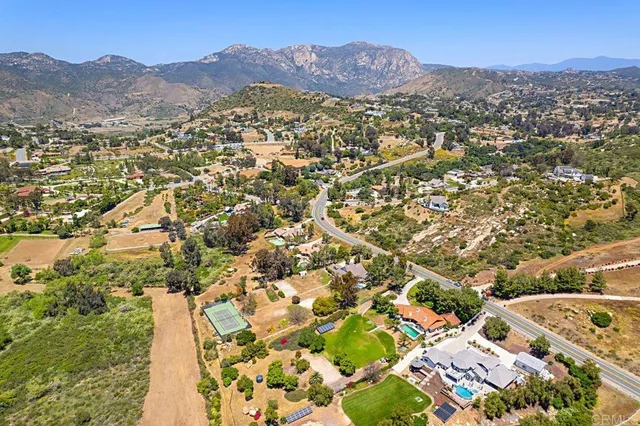 $1,799,997 | 9824 Quail Canyon Road, El Cajon, CA 92021