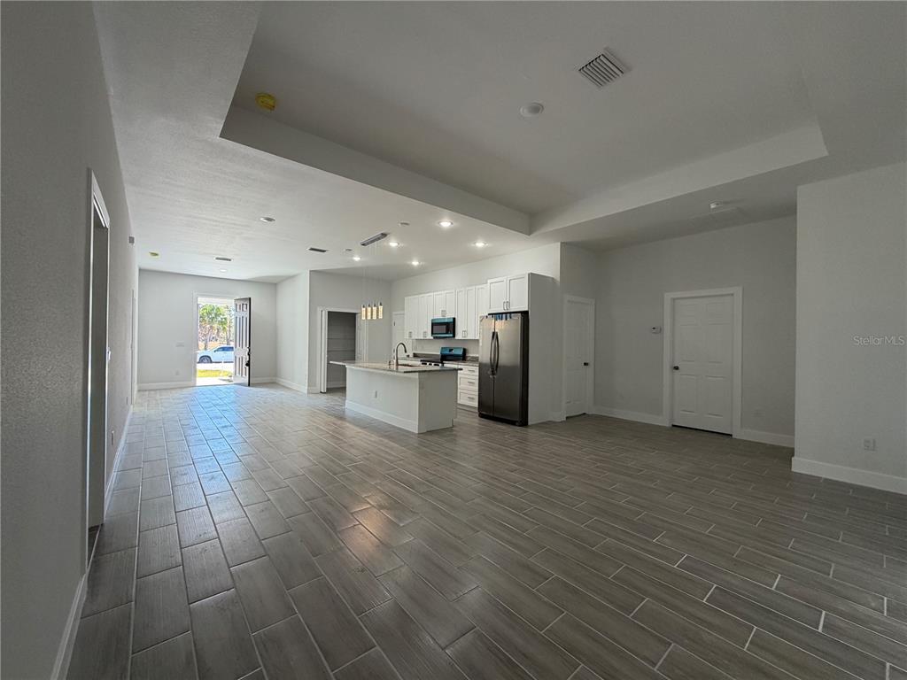 358 Albatross Road Rotonda West, FL 33947 - Photo 11 of 37