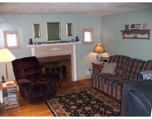 199 Springdale Road Westfield, MA 01085 - Photo 7 of 15 Gallery Image 7