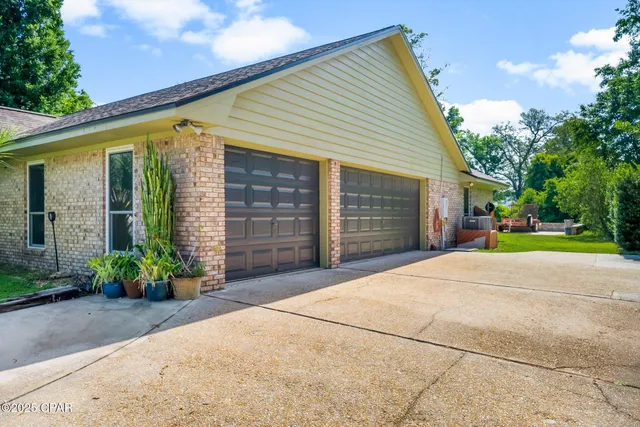 $449,900 | 7246 West Lakeland Drive, Panama City, FL 32404