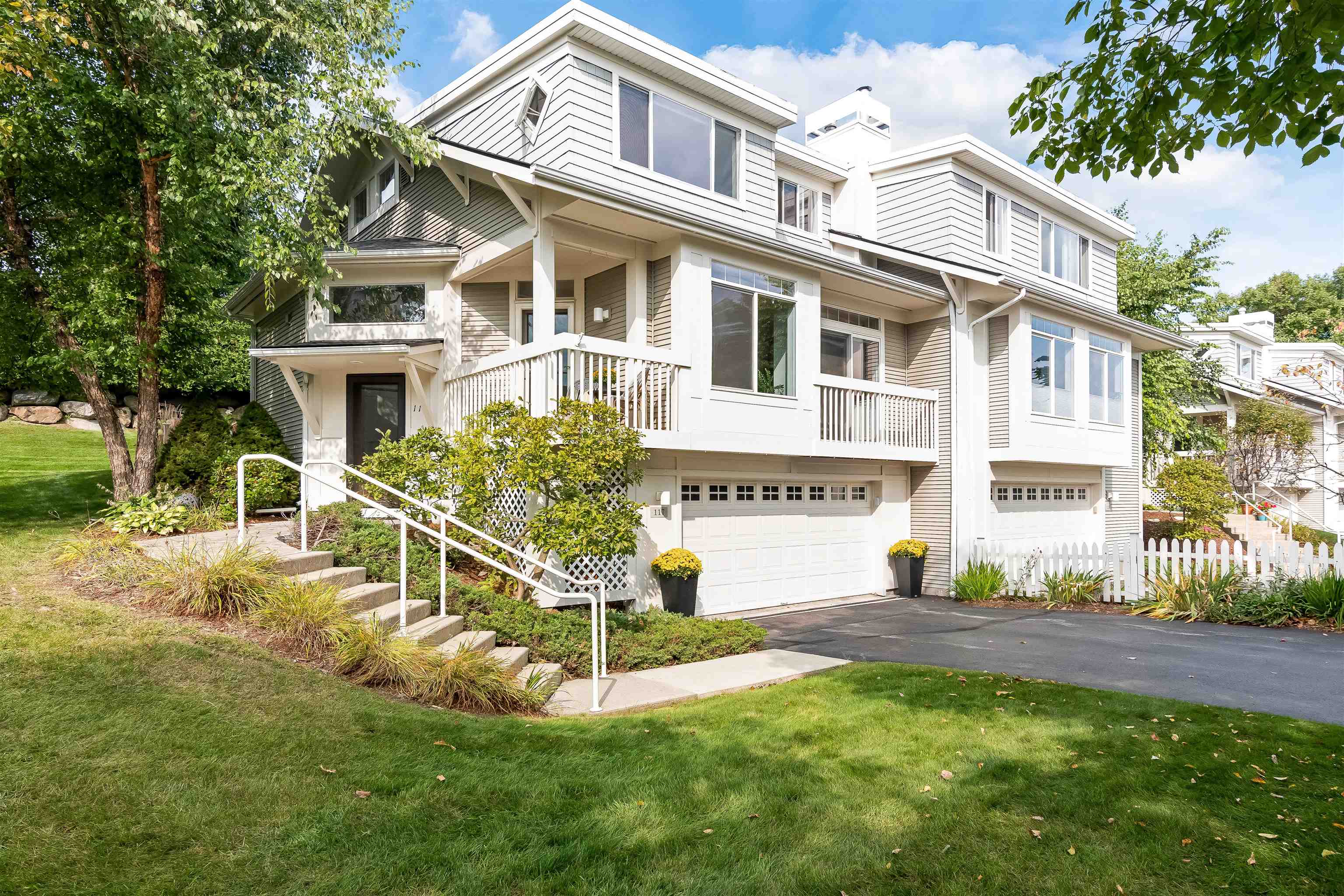 117 Park Road South Burlington, VT 05403 - Photo 1 of 38