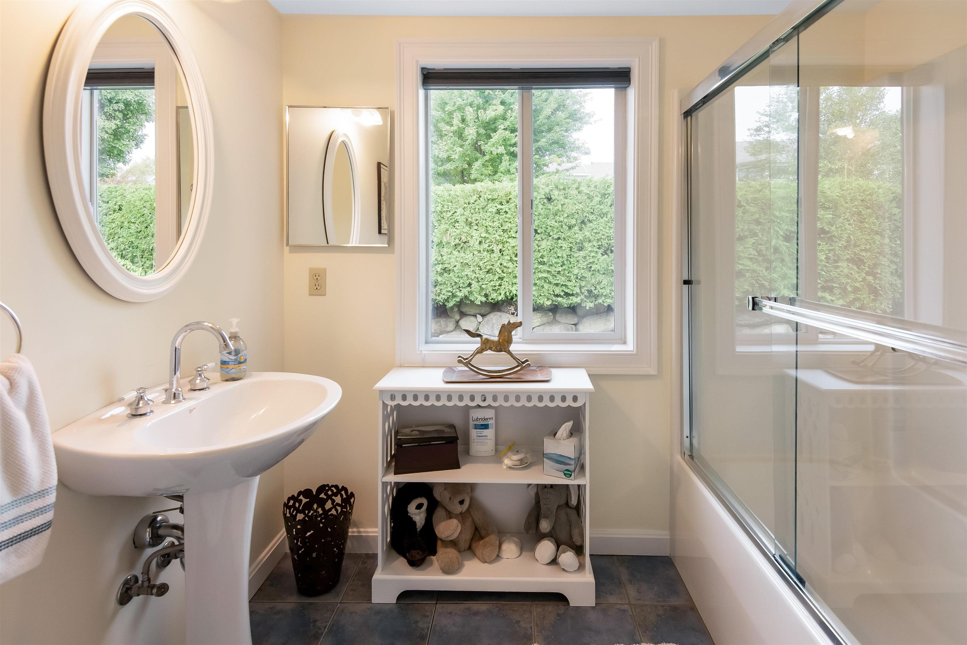 117 Park Road South Burlington, VT 05403 - Photo 19 of 38