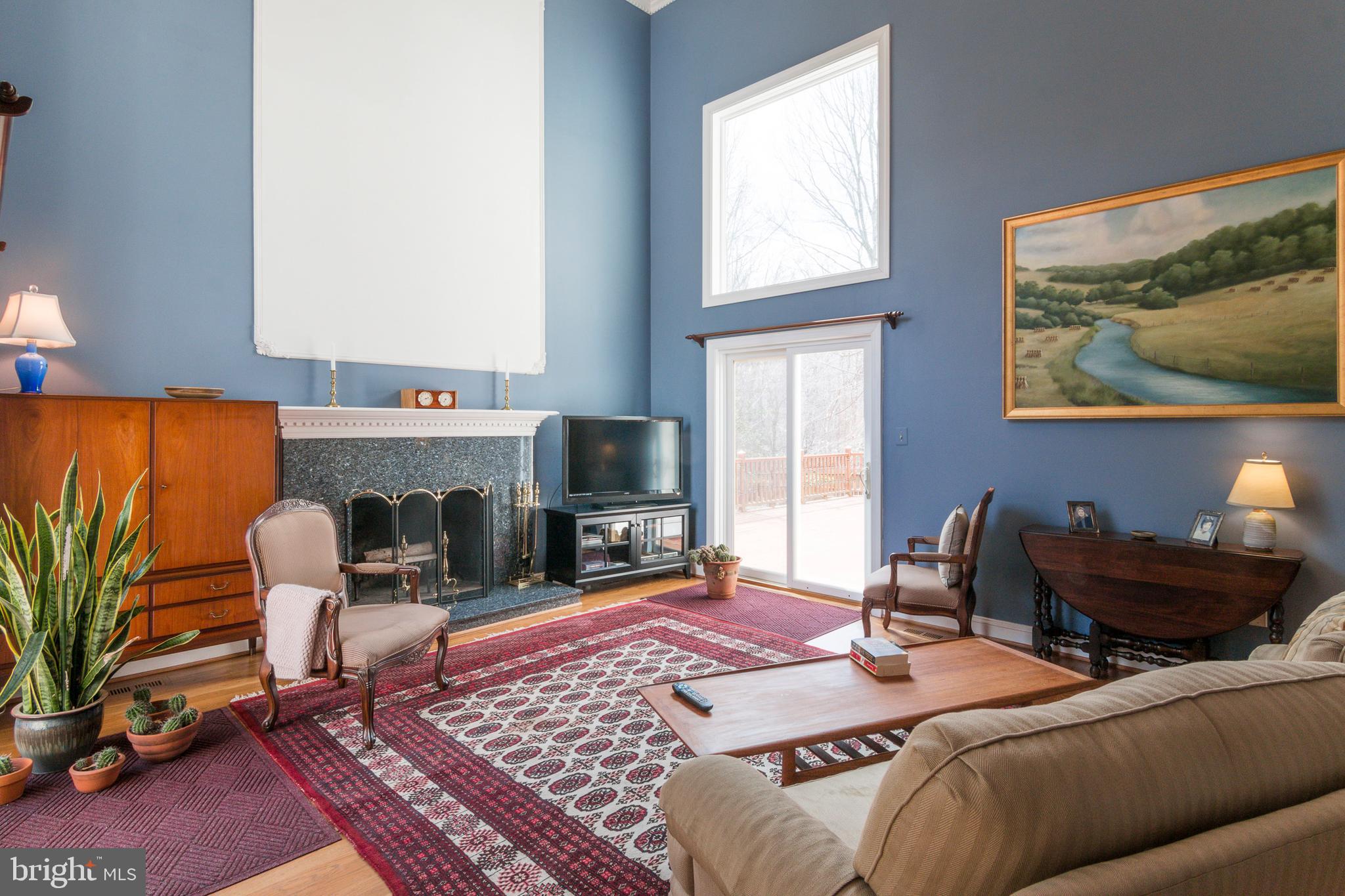 533 Post Oak Road Annapolis, MD 21401 - Photo 22 of 65 Two story family room w french doors out to deck