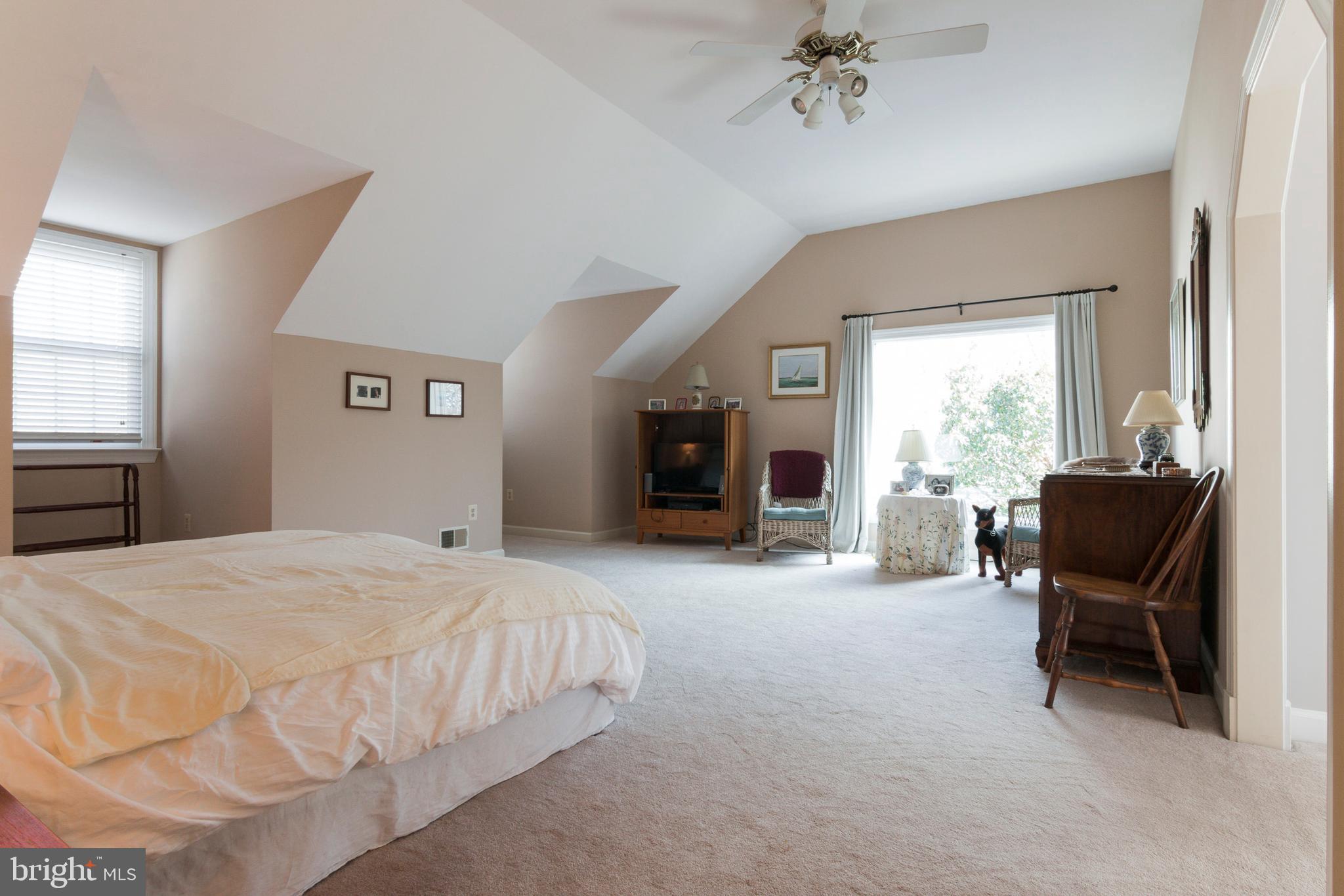 533 Post Oak Road Annapolis, MD 21401 - Photo 32 of 65 Master suite