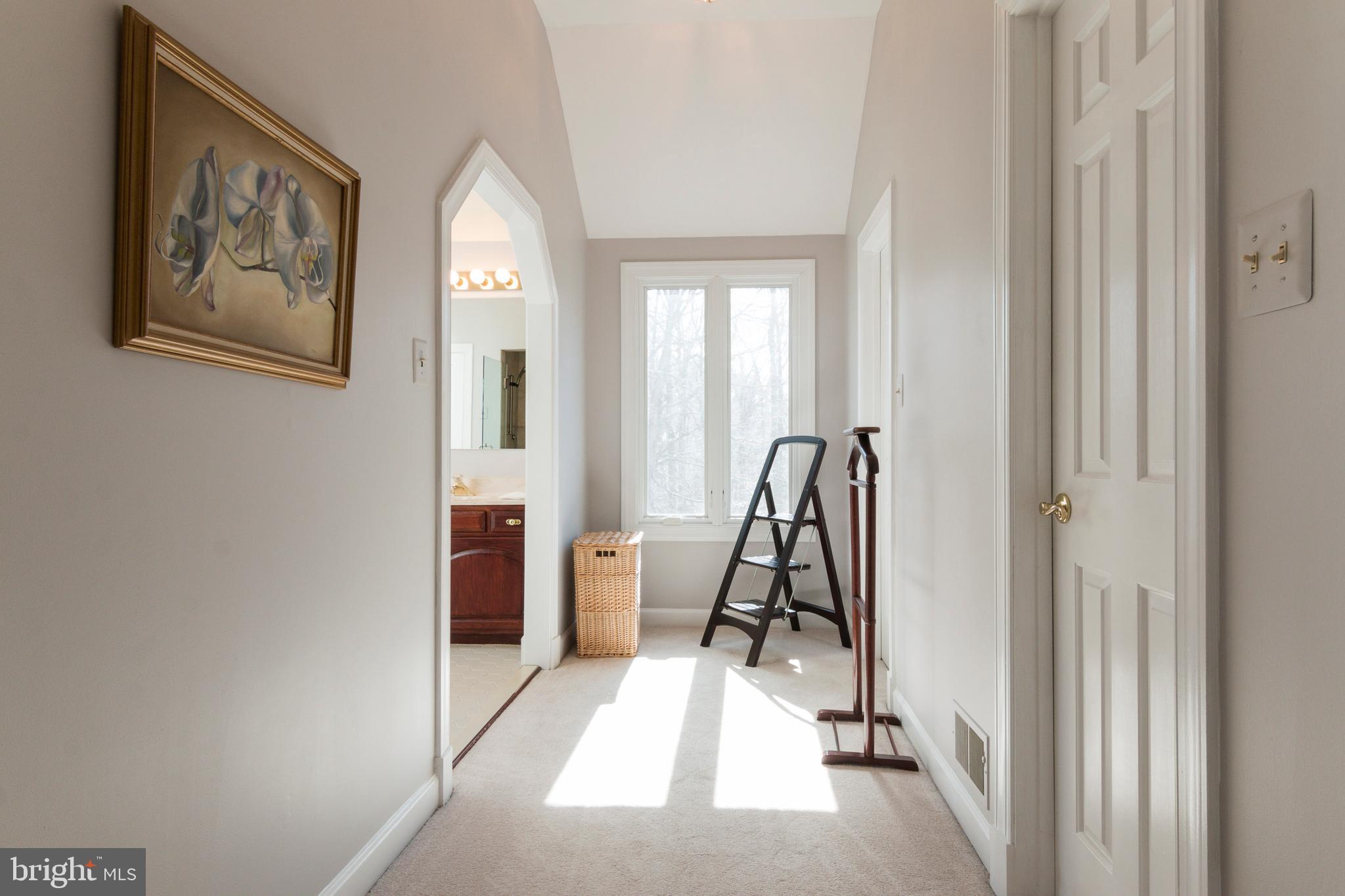 533 Post Oak Road Annapolis, MD 21401 - Photo 35 of 65 Two master closets off bath