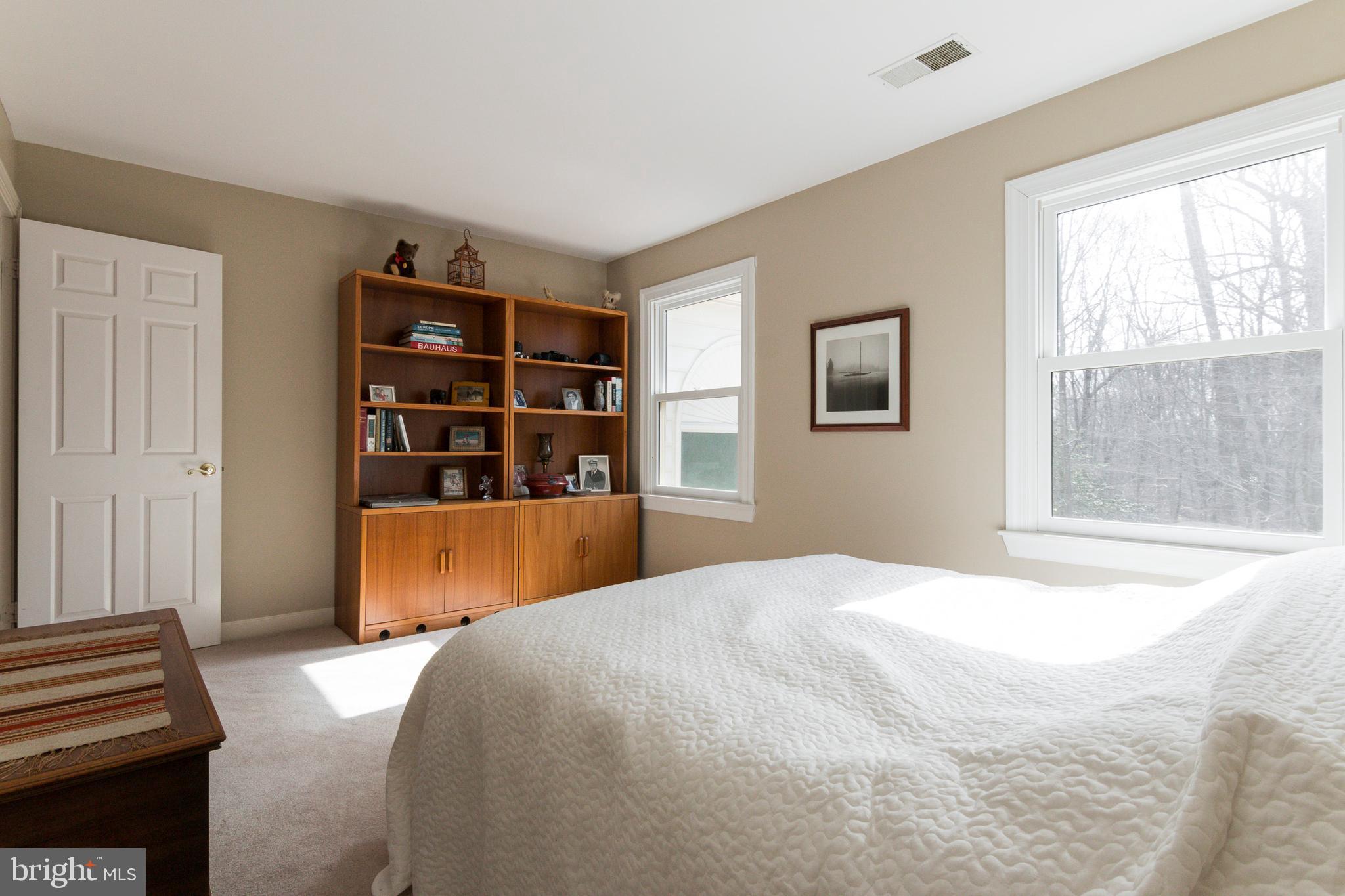 533 Post Oak Road Annapolis, MD 21401 - Photo 42 of 65 second upper level bedroom