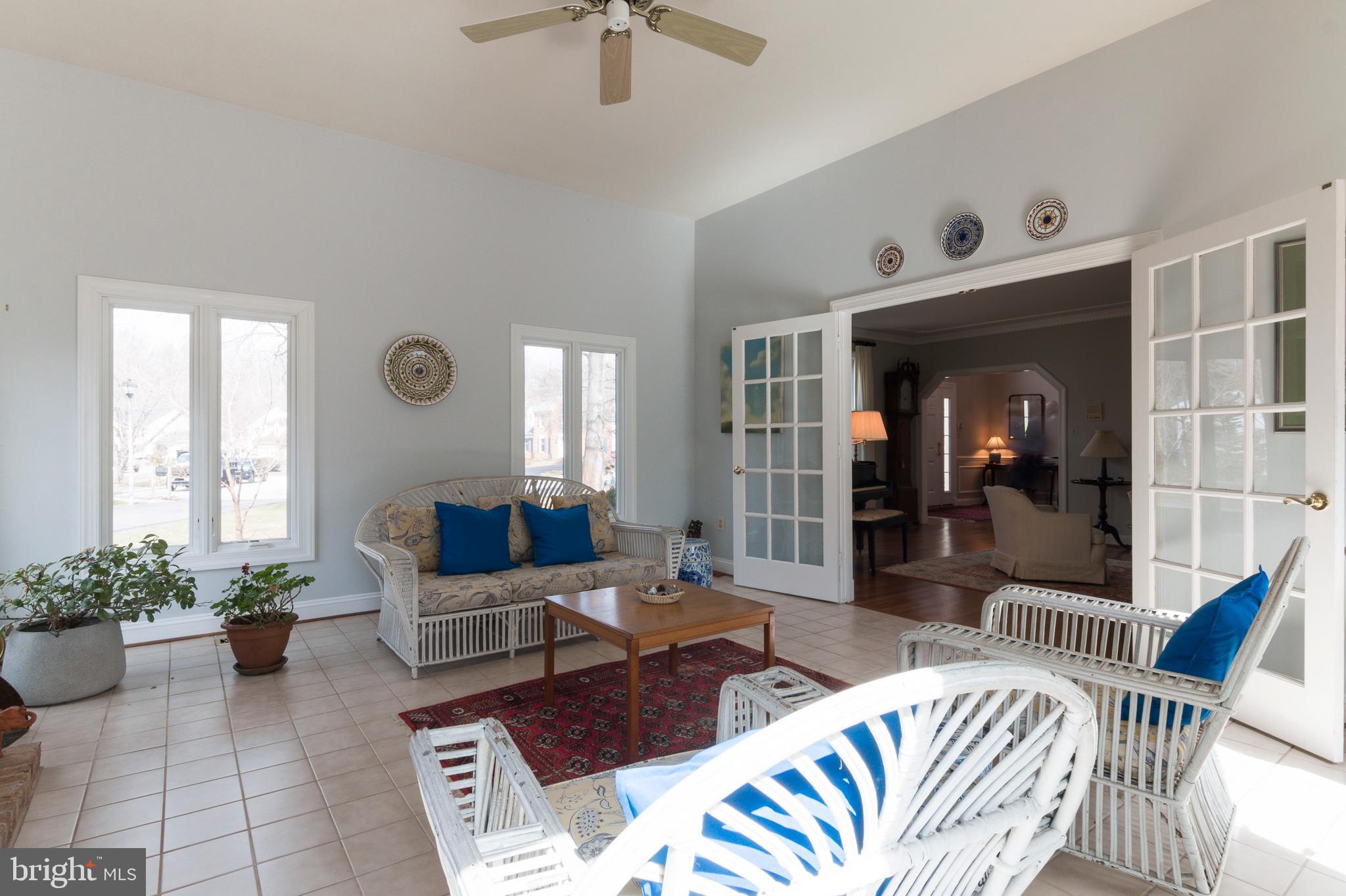 533 Post Oak Road Annapolis, MD 21401 - Photo 9 of 65 Solarium with French doors to rear deck