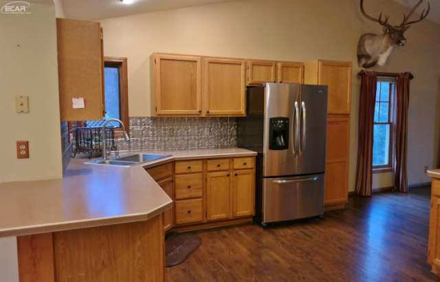 11496 Foley Road Fenton, MI 48430 - Photo 2 of 34 21115687-1.JPG