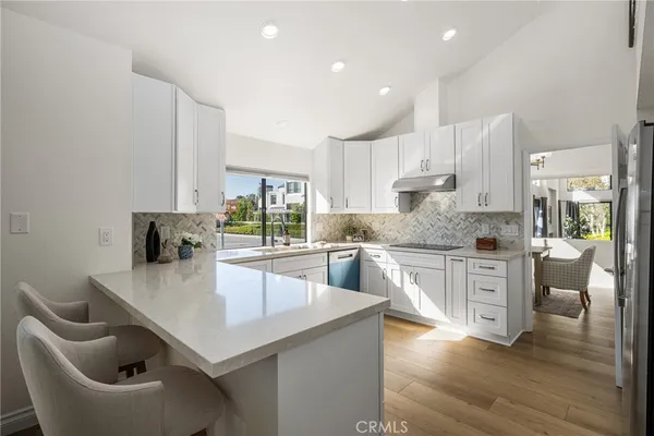 $1,950,000 | 19 Waterway, Unit 9, Irvine, CA 92614