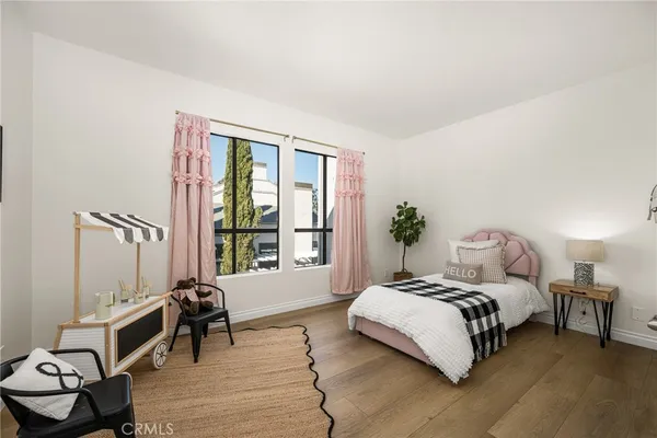 $1,950,000 | 19 Waterway, Unit 9, Irvine, CA 92614