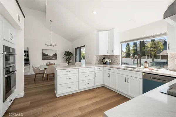 $1,950,000 | 19 Waterway, Unit 9, Irvine, CA 92614