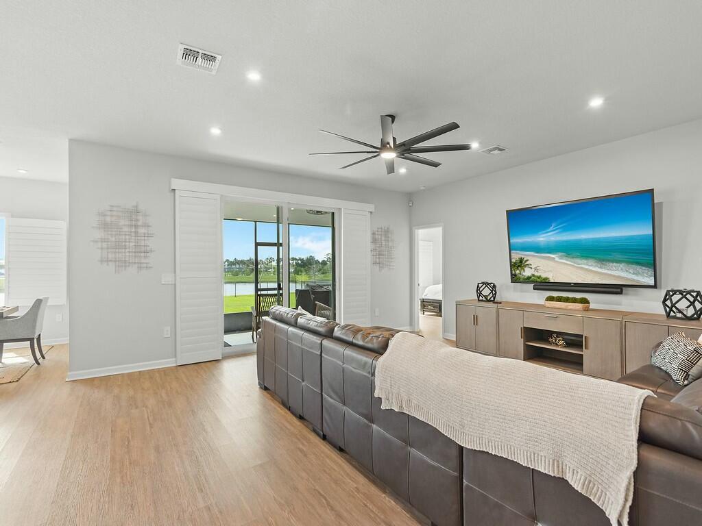 5979 Sequoia Circle Vero Beach, FL 32967 - Photo 4 of 26 tempImageADO2nv