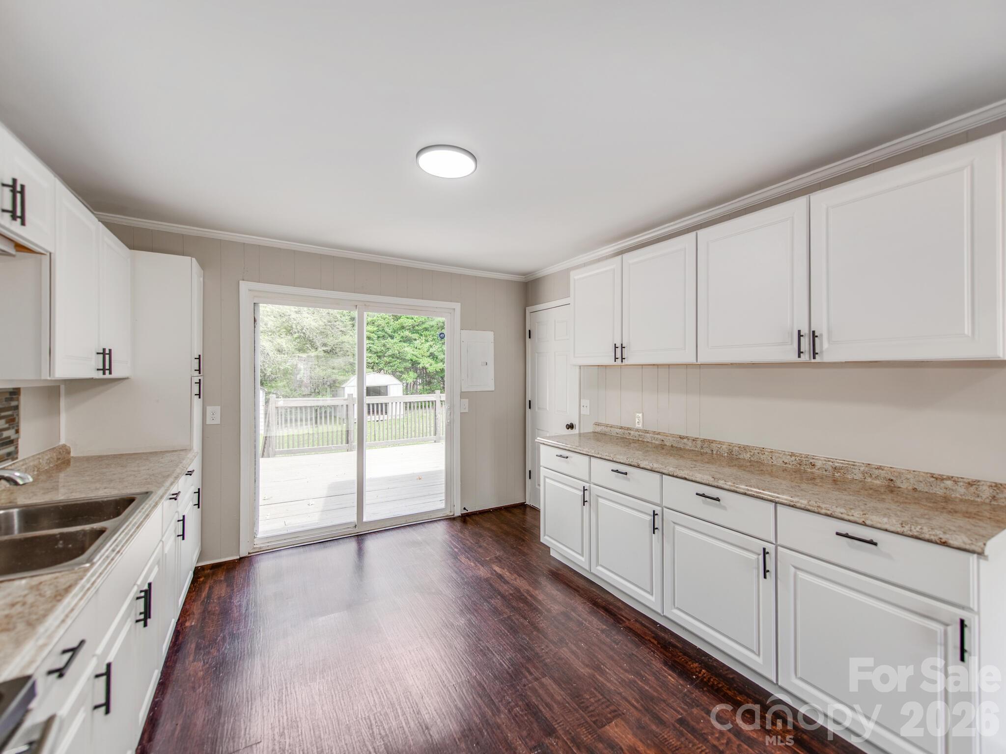 331 Park Road Albemarle, NC 28001 - Photo 8 of 27 Gallery Image 8