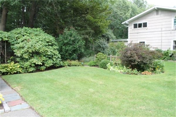 22 Tyler Road Lexington, MA 02420 - Photo 5 of 30
