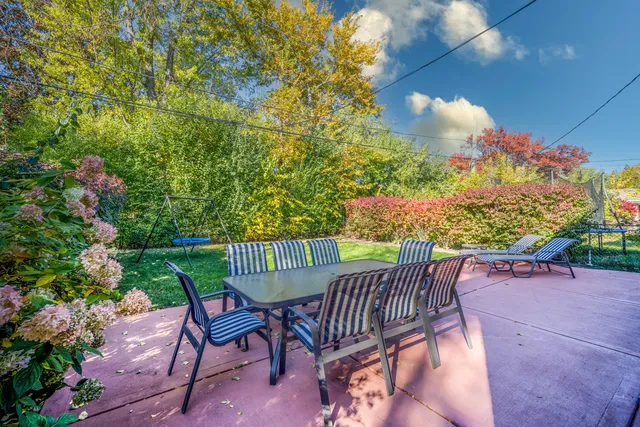 $684,000 | 6228 North Forest Glen Avenue, Chicago, IL 60646