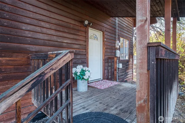 a picture of a building