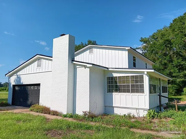 $315,000 | 13072 Chumuckla Highway, Jay, FL 32565