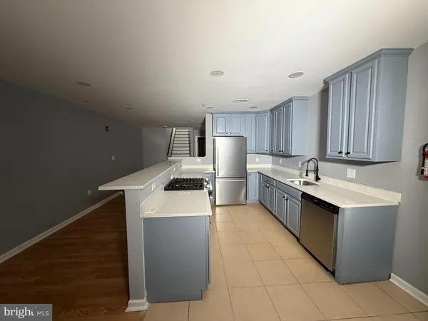 $1,900 | 1831 West Diamond Street, Unit 1B, Philadelphia, PA 19121