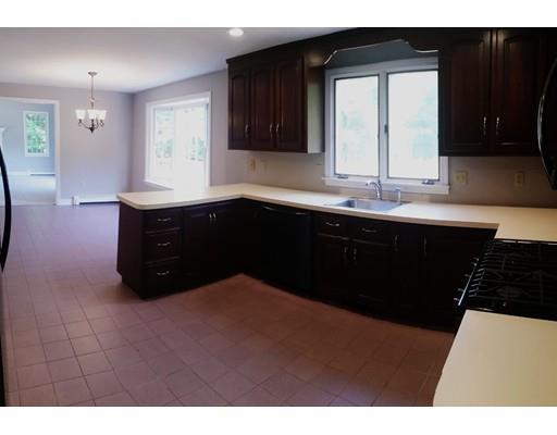 133 Olde Forge Road Hanover, MA 02339 - Photo 4 of 16 Gallery Image 4